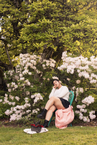 Pedro Lira's unwavering women
